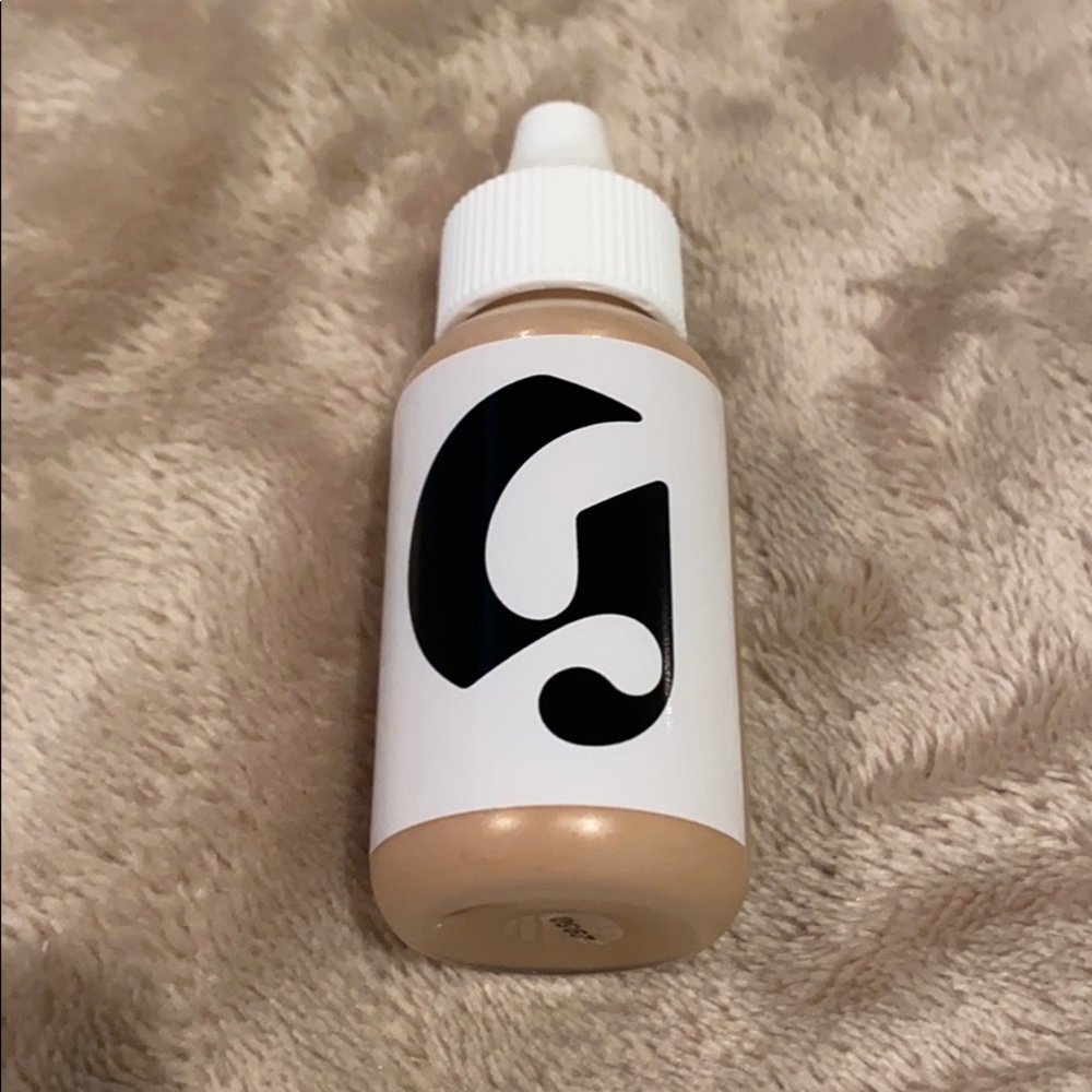 Glossier Perfecting Skin Tint